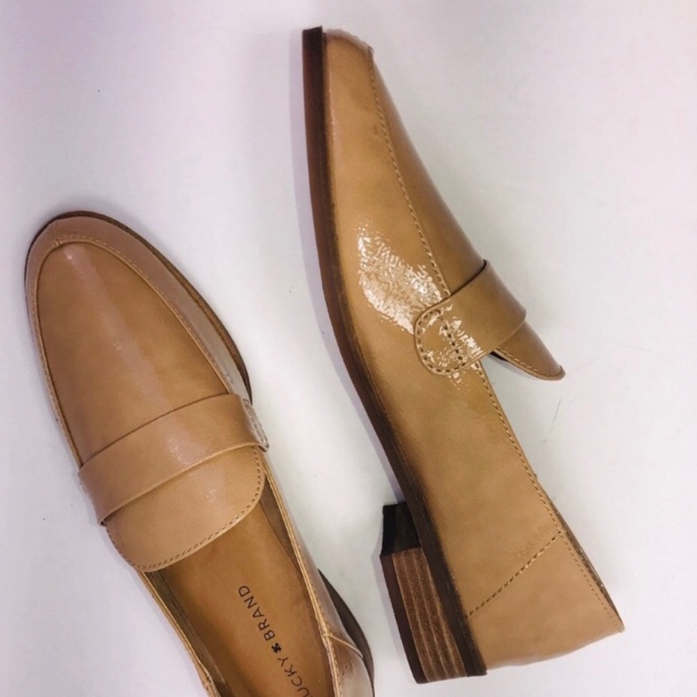 NEW! Lucky Brand Nude Patent Loafers - Picture 3 of 7